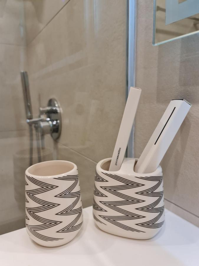Hotel Aross Kanine Bagian luar foto